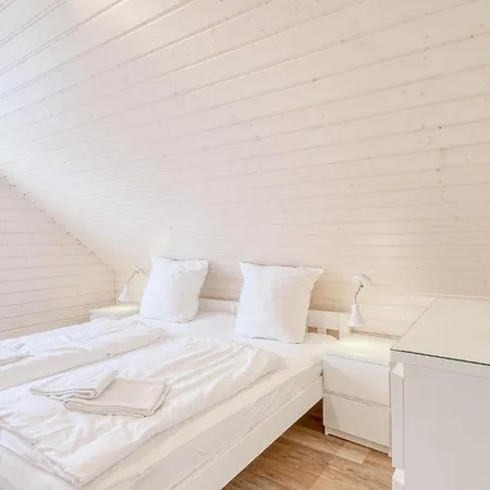 Amazing In Krems Iiwarderbrueck